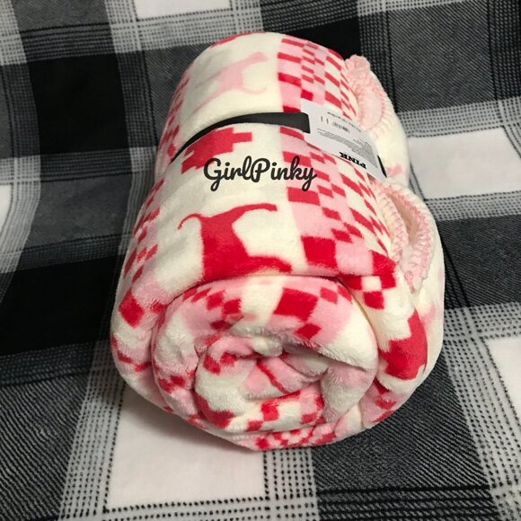 VS PINK BLACK FRIDAY 2025 PLUSH BLANKET NEW WITH TAGS IN FAIR ISLE - Picture 3 of 9